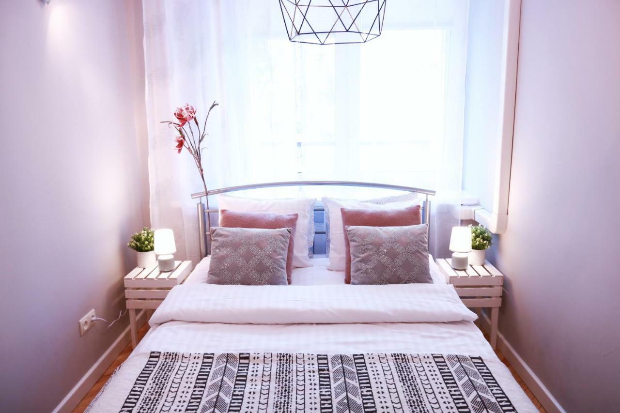 Chill & Explore By Cooee Apartments Varsovia Exterior foto
