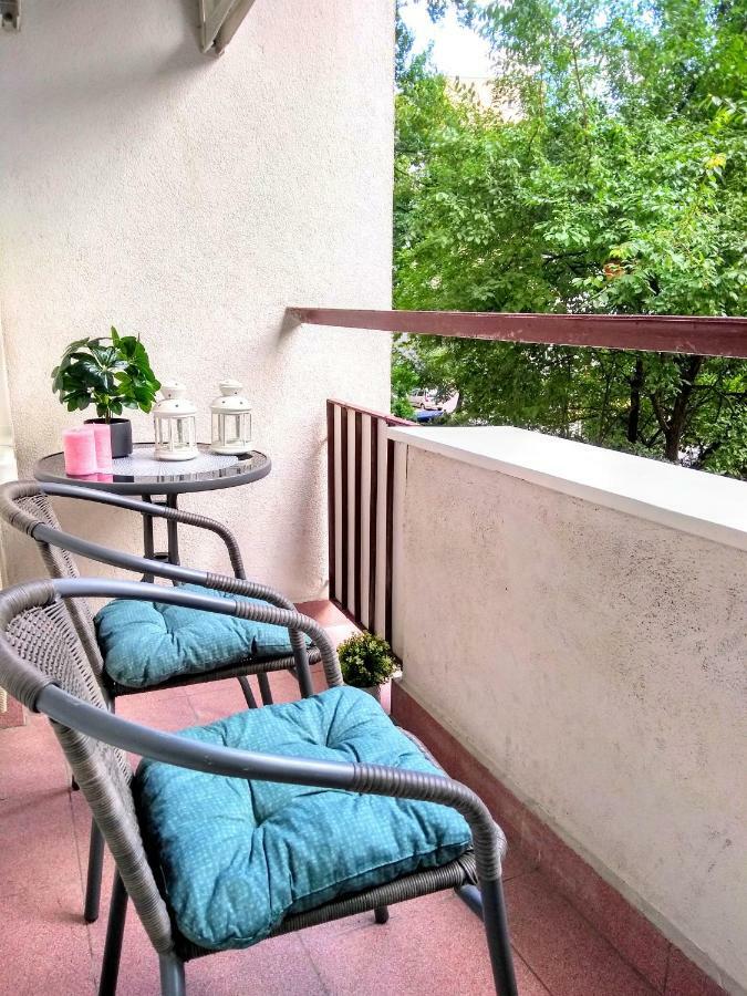 Chill & Explore By Cooee Apartments Varsovia Exterior foto