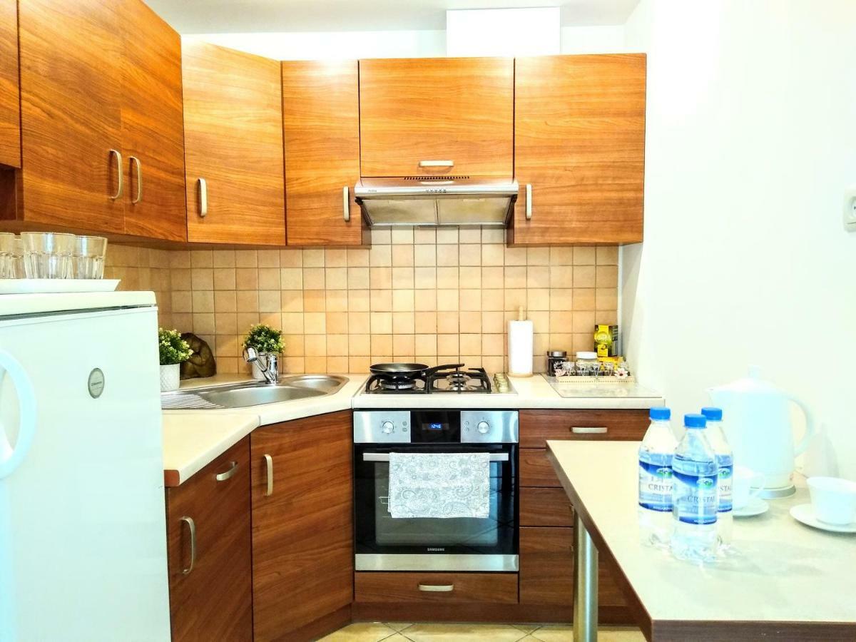 Chill & Explore By Cooee Apartments Varsovia Exterior foto