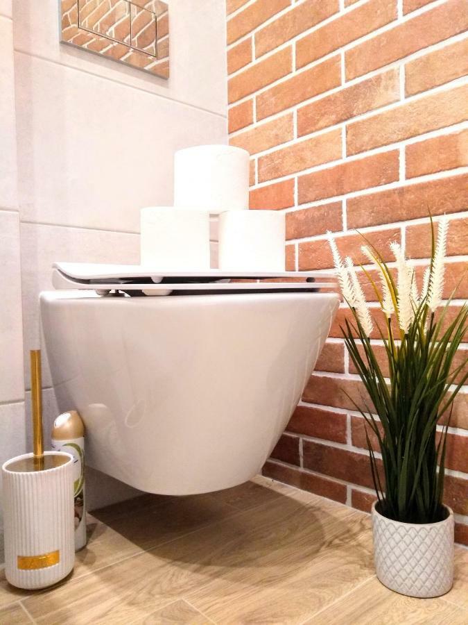 Chill & Explore By Cooee Apartments Varsovia Exterior foto